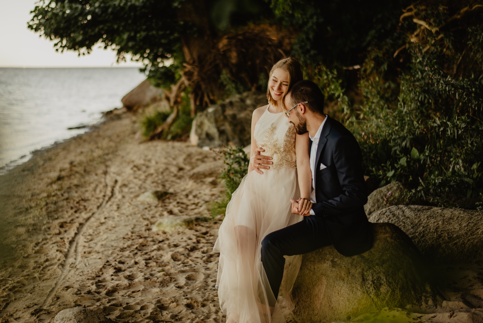 sesja ślubna nad morzem